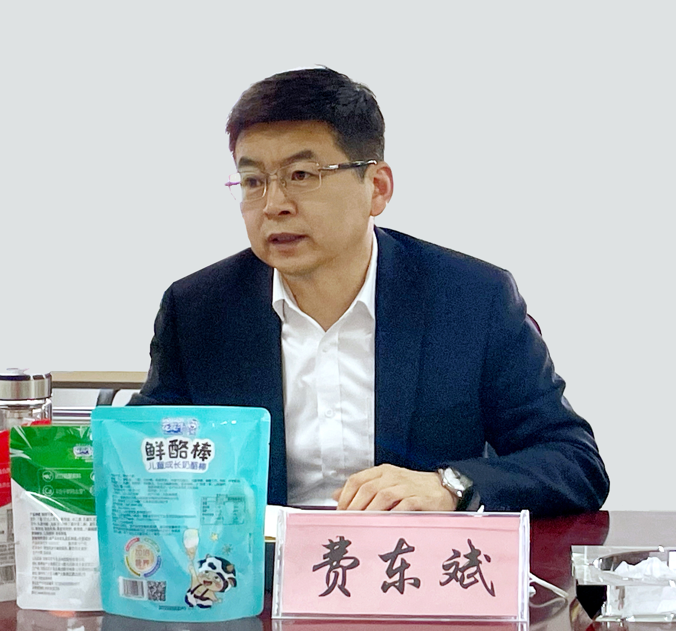 河南省委常委、副省長費東斌蒞臨 花花牛乳業(yè)集團(tuán)調(diào)研