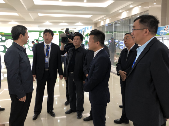 河南省委副書記、省長陳潤兒一行蒞臨 花花牛集團魯山瑞亞牧業有限公司視察調研