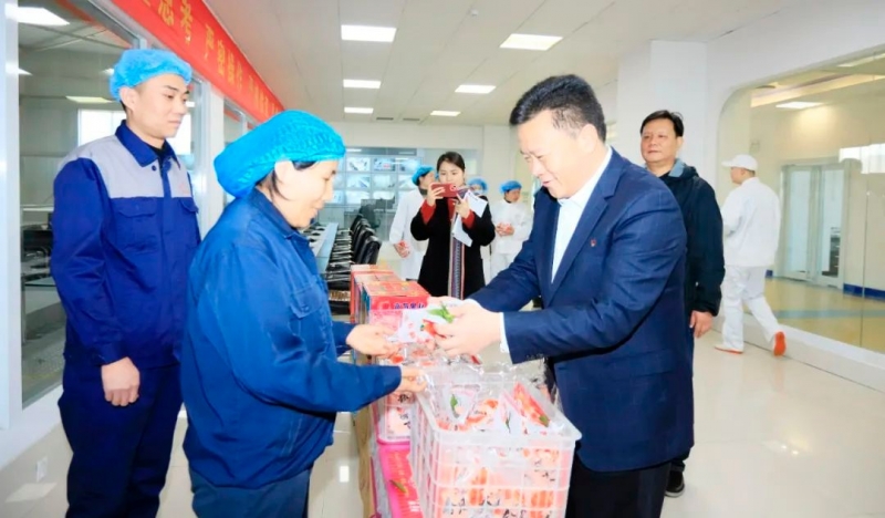新春慰問送關懷——集團黨委書記、董事長慰問春節期間堅守崗位的一線職工