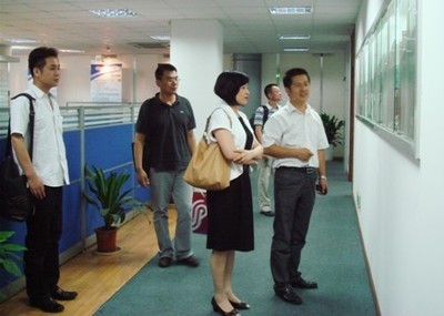 江蘇虛擬軟件園領(lǐng)導(dǎo)到訪浩辰cad-科技頻道-和訊網(wǎng)
